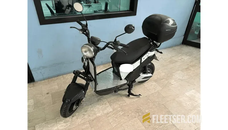 Hongji e-moped